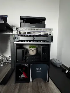 The homelab rack — Dell PowerEdge R730xd, switch and patch panel, Synology NAS and UPS