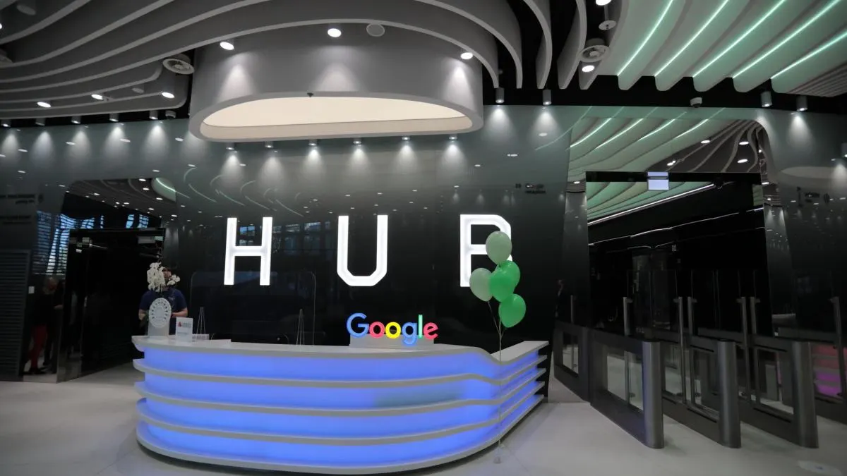 The reception hall of the Warsaw HUB
